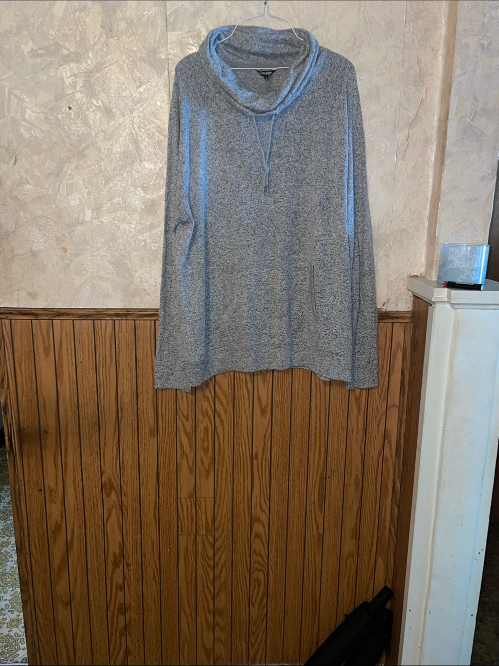 Black & white blended cow neck George  pull over (XXL)